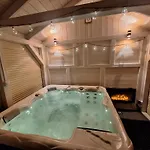 Mountain Spring- Premium 4-8 Os Z Jacuzzi, Sauna I Basenem W Cenie - Widok Na Gory Apartment Szklarska Poreba