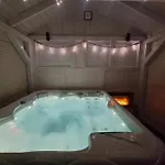 Daire Mountain Spring- Premium 4-8 Os Z Jacuzzi, Sauna I Basenem W Cenie - Widok Na Gory