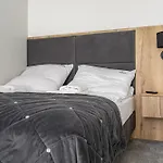 Apartment Mountain Spring- Premium 4-8 Os Z Jacuzzi, Sauna I Basenem W Cenie - Widok Na Gory *