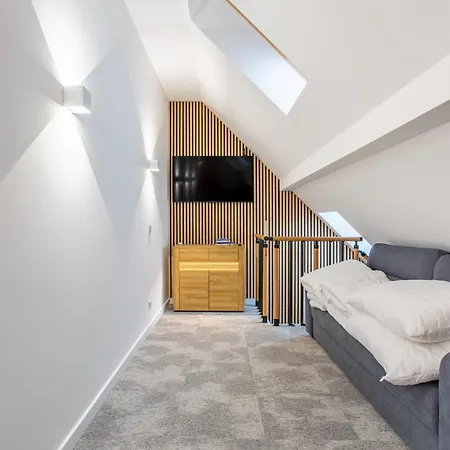 Mountain Spring Apartment