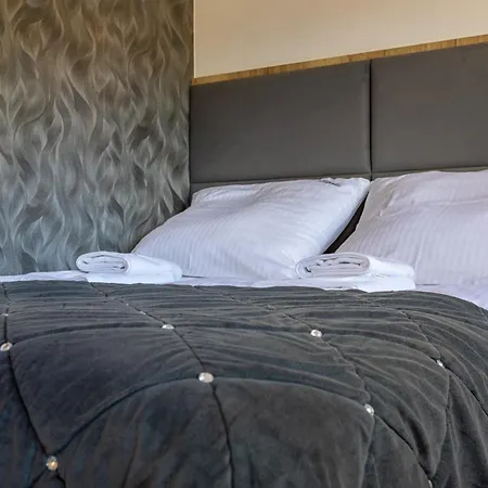 Mountain Spring アパート