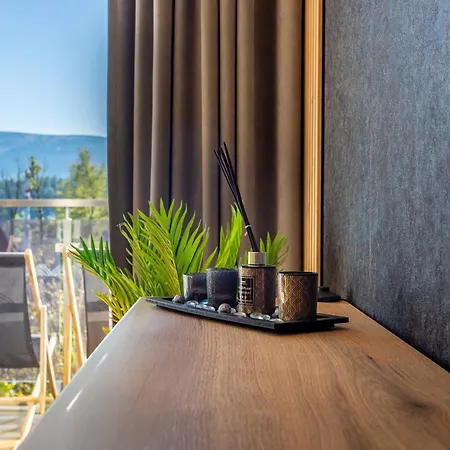 Mountain Spring アパート