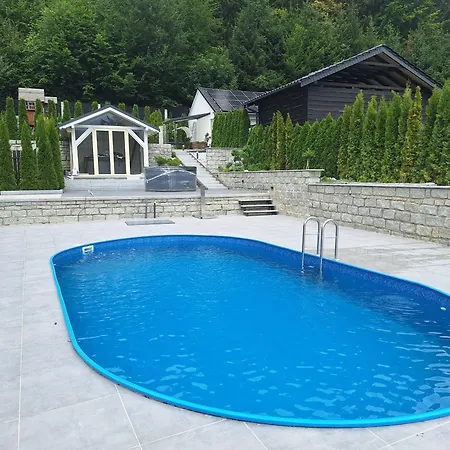 Mountain Spring- Premium 4-8 Os Z Jacuzzi, Sauna I Basenem W Cenie - Widok Na Gory שצ'קלארסקה פוראובה